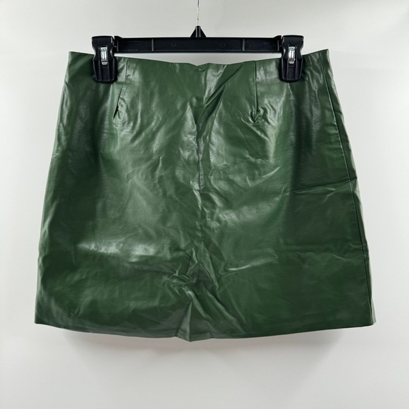 Cotton On Dresses & Skirts - Cotton On Green Faux Leather Mini Skirt – Size Medium